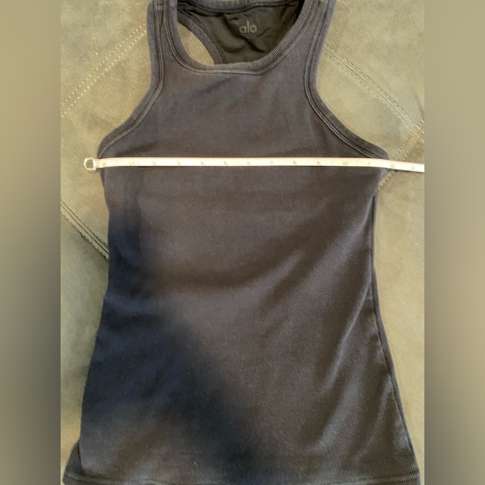 Alo Yoga ribbed tank small - Picture 3 of 7